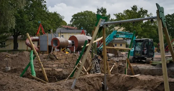 Lejonparken då den renoveras under hösten 2025 (foto: Henry Andersson)